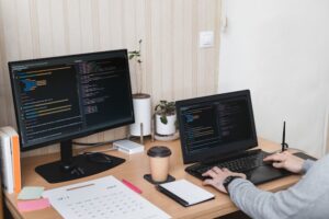 Jakie są korzyści z prowadzenia biznesu online?